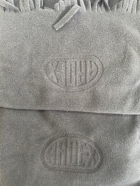 Schal schwarz Firma Shirtful | Fremdware